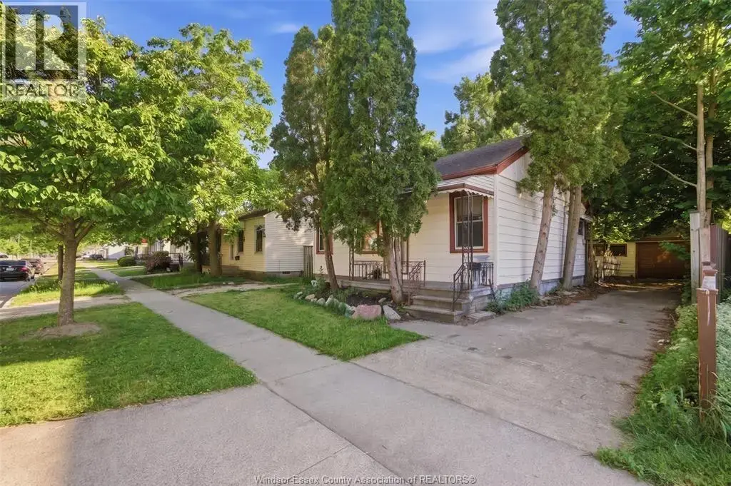 2209 Forest, Windsor